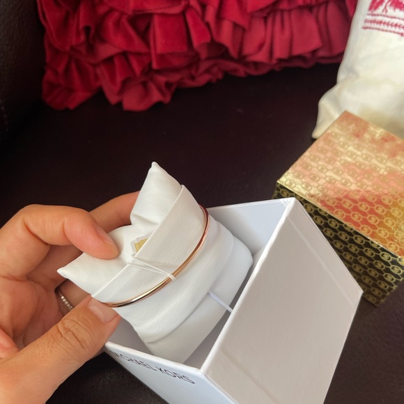 MICHAEL KORS Pave MK Logo Rose Gold Tone Bangle Bracelet MKJ6521792 - Picture 5 of 6